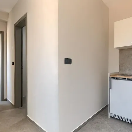 Lucilla By Guide Willa