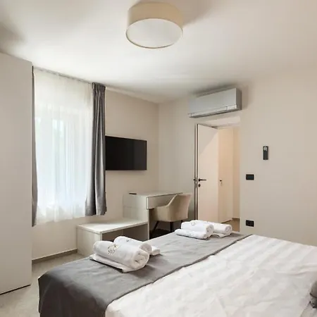 Villa Lucilla By Guide