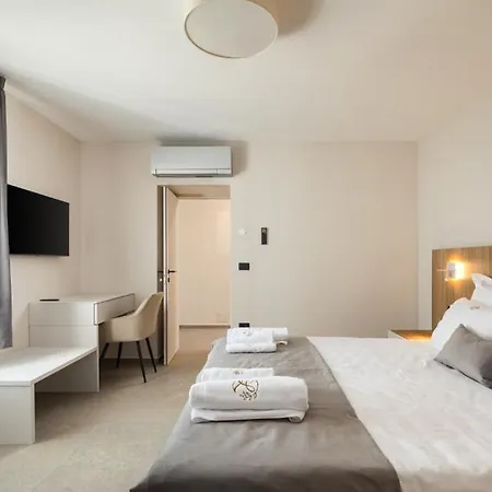 Lucilla By Guide Villa Dajla