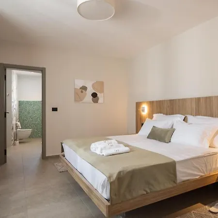 Lucilla By Guide Villa Dajla