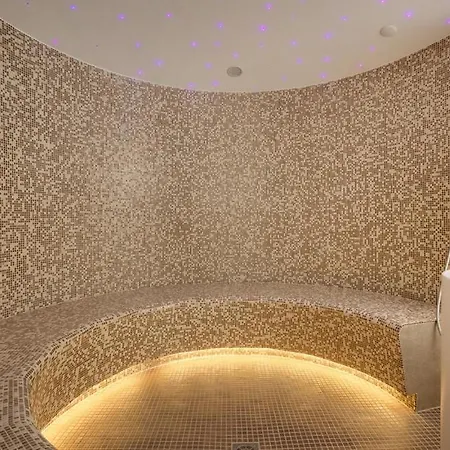 Lucilla By Guide Dajla