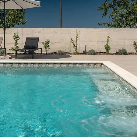 Villa Lucilla By Guide