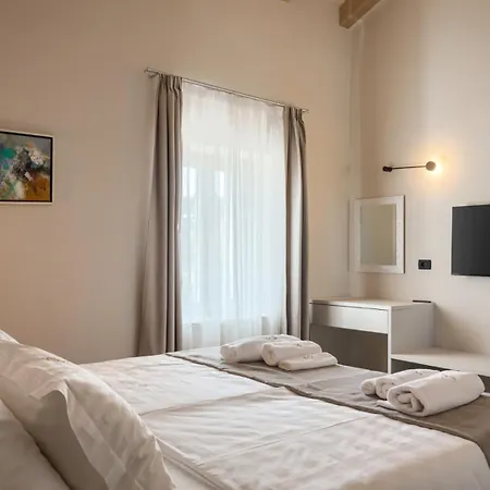 Villa Lucilla By Guide