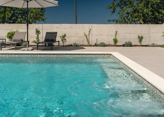 Villa Lucilla By Guide