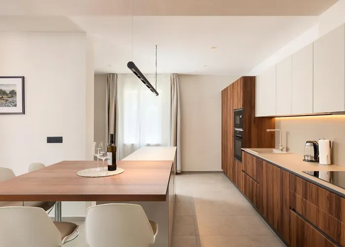 Lucilla By Guide Villa Dajla