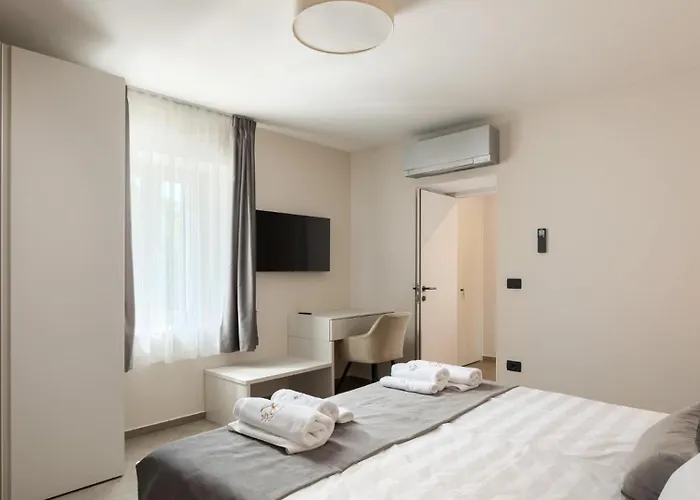 Villa Lucilla By Guide